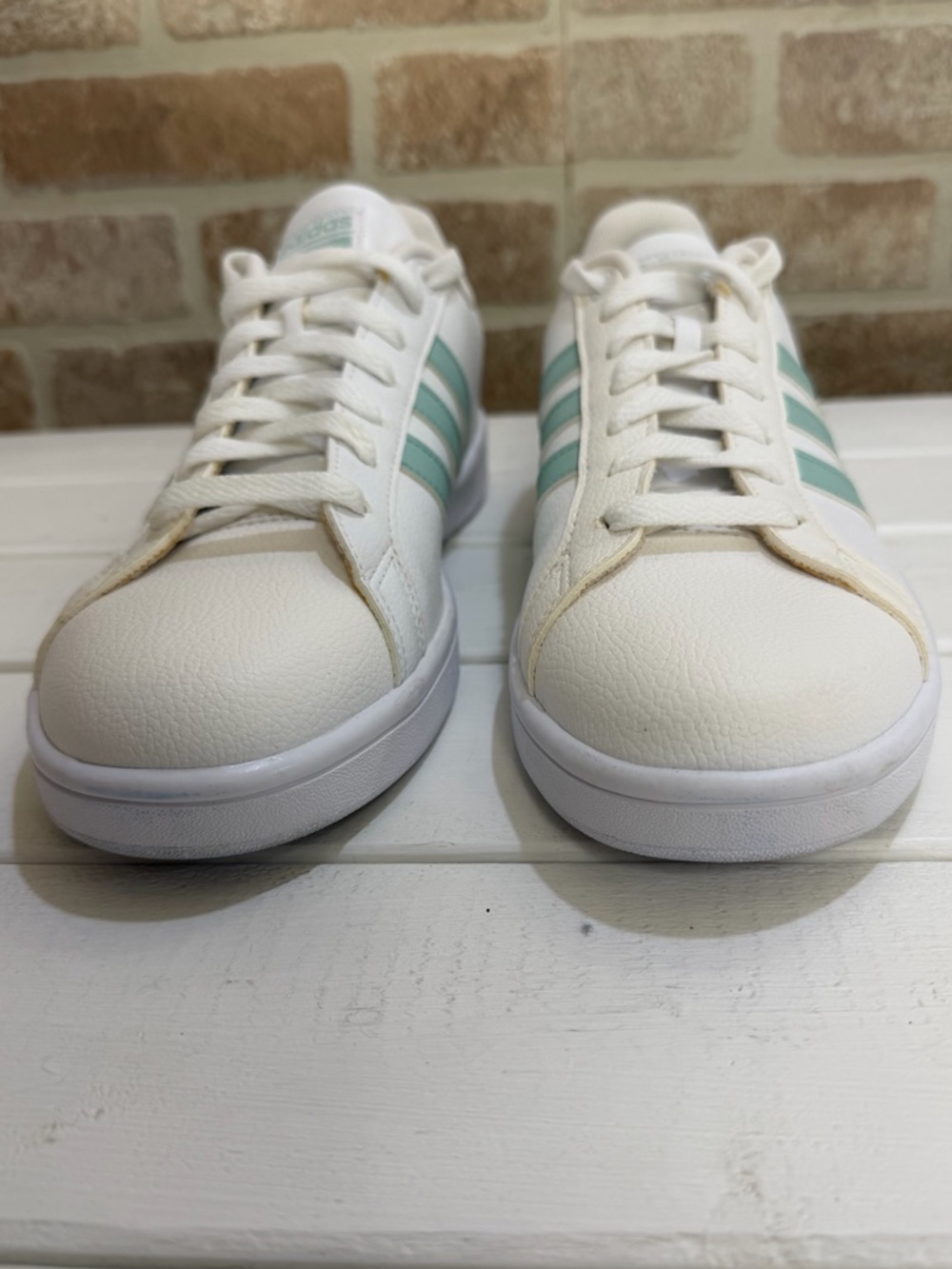 Adidas Cloudfoam White Mint Green Stripe Sneakers Women’s Size 10 Casual Shoes - Picture 3 of 12
